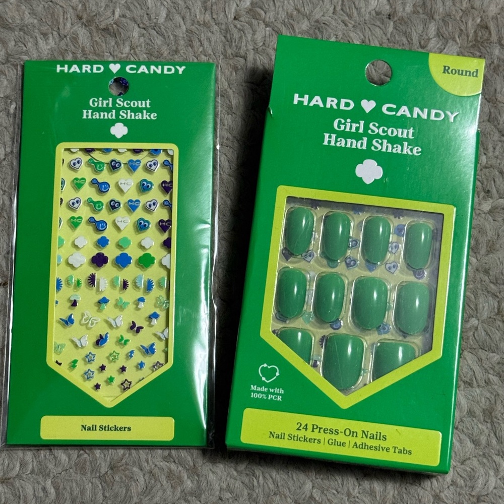 Hard Candy x Girl Scouts 24 green Hand Shake press-on nails, nail art stickers